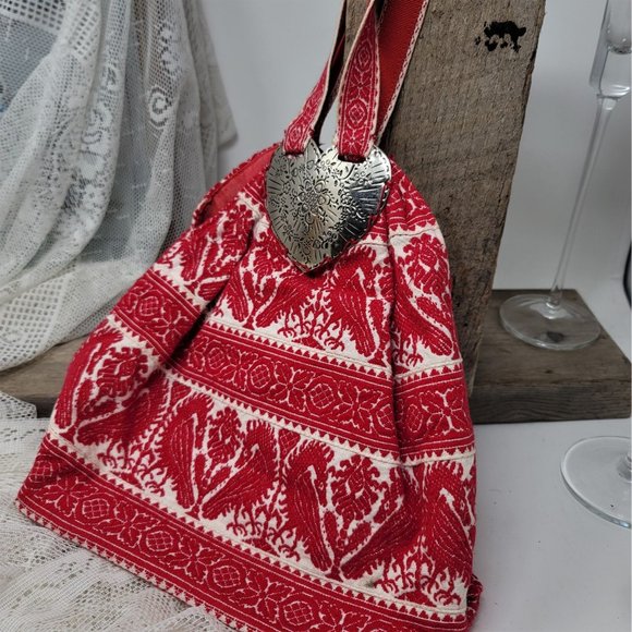 Fun Red Fabric Boho Purse w/ Metal Heart Decoration - Picture 7 of 7